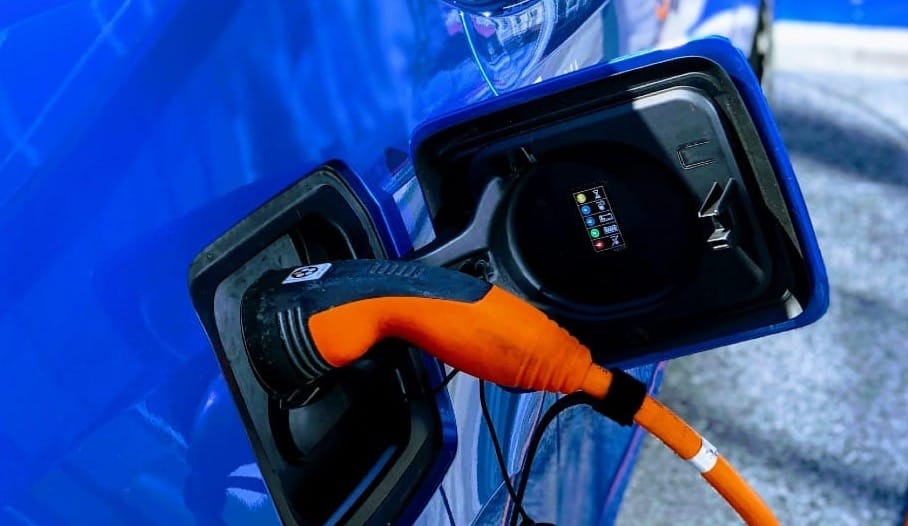 LFP versus mineral-intensive batteries: a new chapter in electric vehicles (EVs)