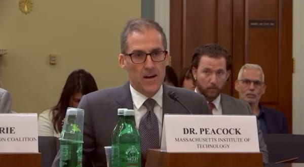 Image of Dr. Thomas Peacock, head of Environmental Dynamics Lab at Massachusetts Institute of Technology (MIT)